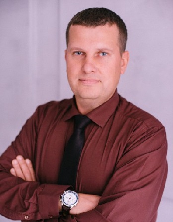 Адвокат Валерий Сергеевич